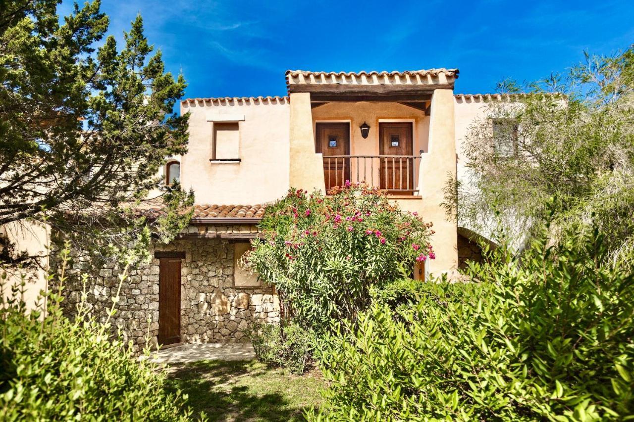 Residence Con Piscina A Liscia Di Vacca, 350 Mt Dal Mare, 3 Km Da Porto Cervo Eksteriør bilde